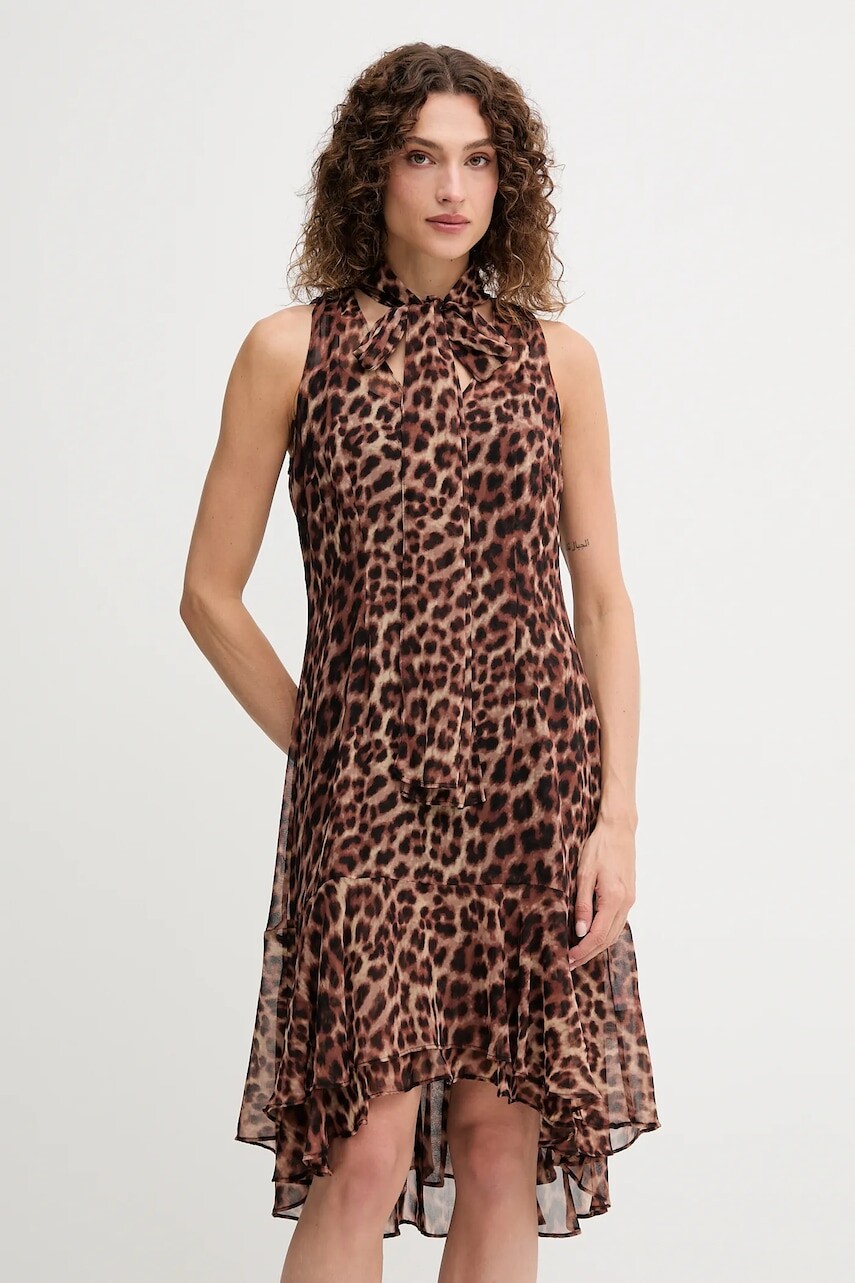 Šaty Dkny hnedá farba, mini, áčkový strih, DD5G2M24