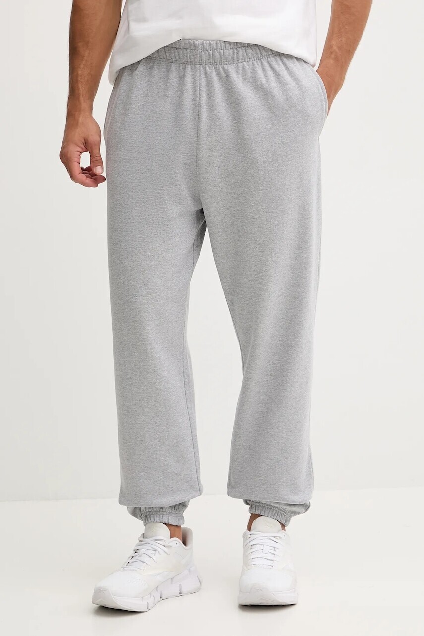 Tepláky The North Face Expedition Celebration šedá farba, s potlačou, NF0A8E3EDYX1