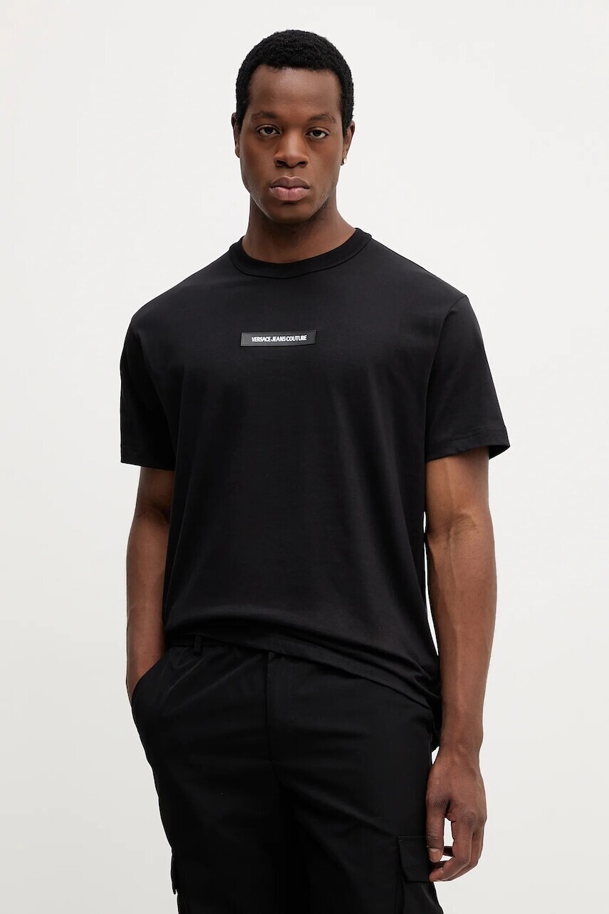 Bavlnené tričko Versace Jeans Couture pánske, čierna farba, s nášivkou, 79GAHT02 CJ00T