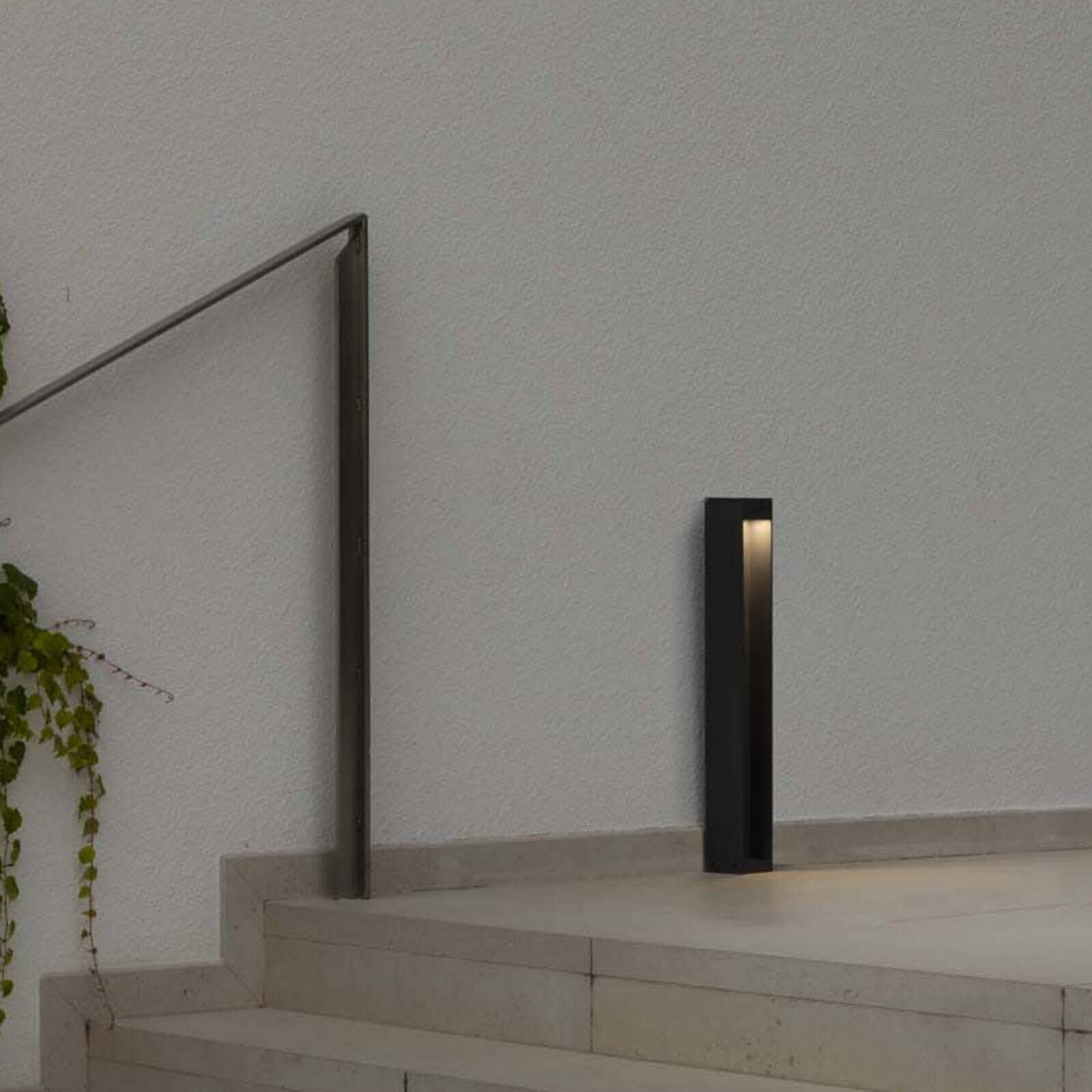 LED podsvetlenie Cerler, antracitová, 60 cm, kov, IP65, CCT