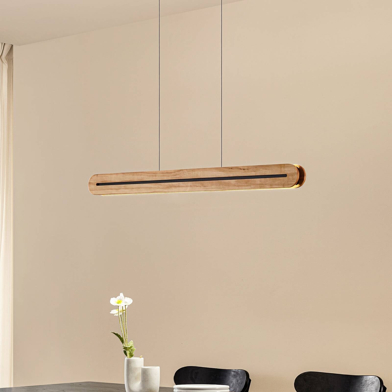 Lucande LED závesné svietidlo Darnor, drevo, CCT, dĺžka 100 cm