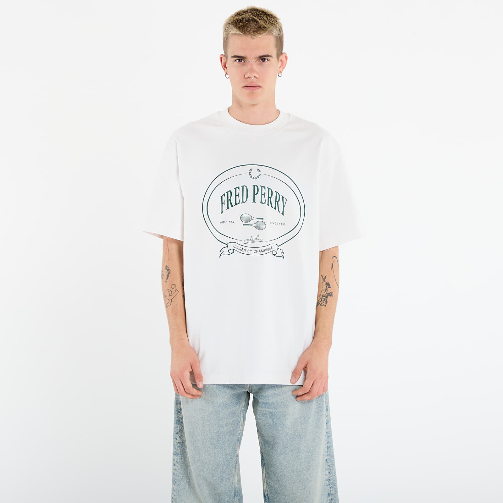 Tričko FRED PERRY Chosen By Champions T-Shirt Snow White L