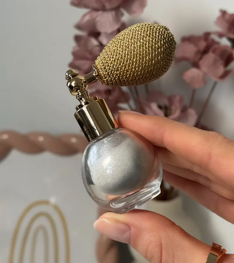 Gemre Rozjasňovač na tvár LUXELUX 03, 2,2 g