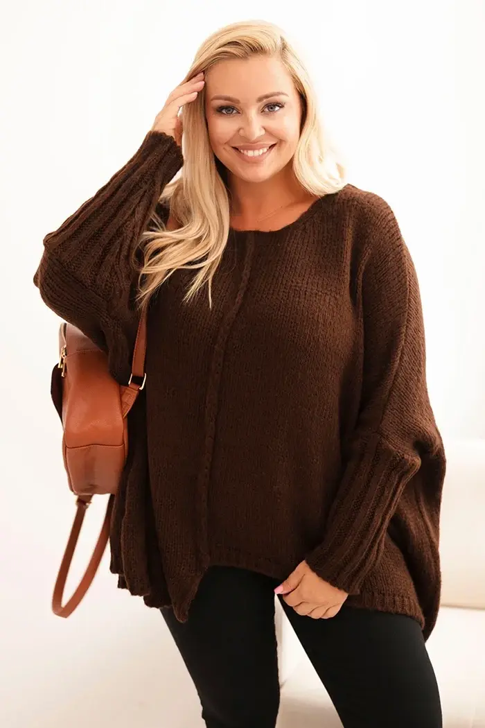 Kesi Włoski Dámsky sveter Plus Size s akrylom vo voľnom strihu a rukávom 3/4 hnedý