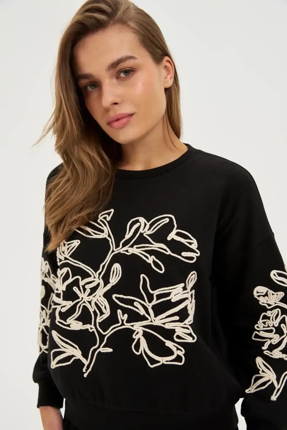 Marisse WOMEN'S SWEATSHIRT Z-BL-4817 BLACK