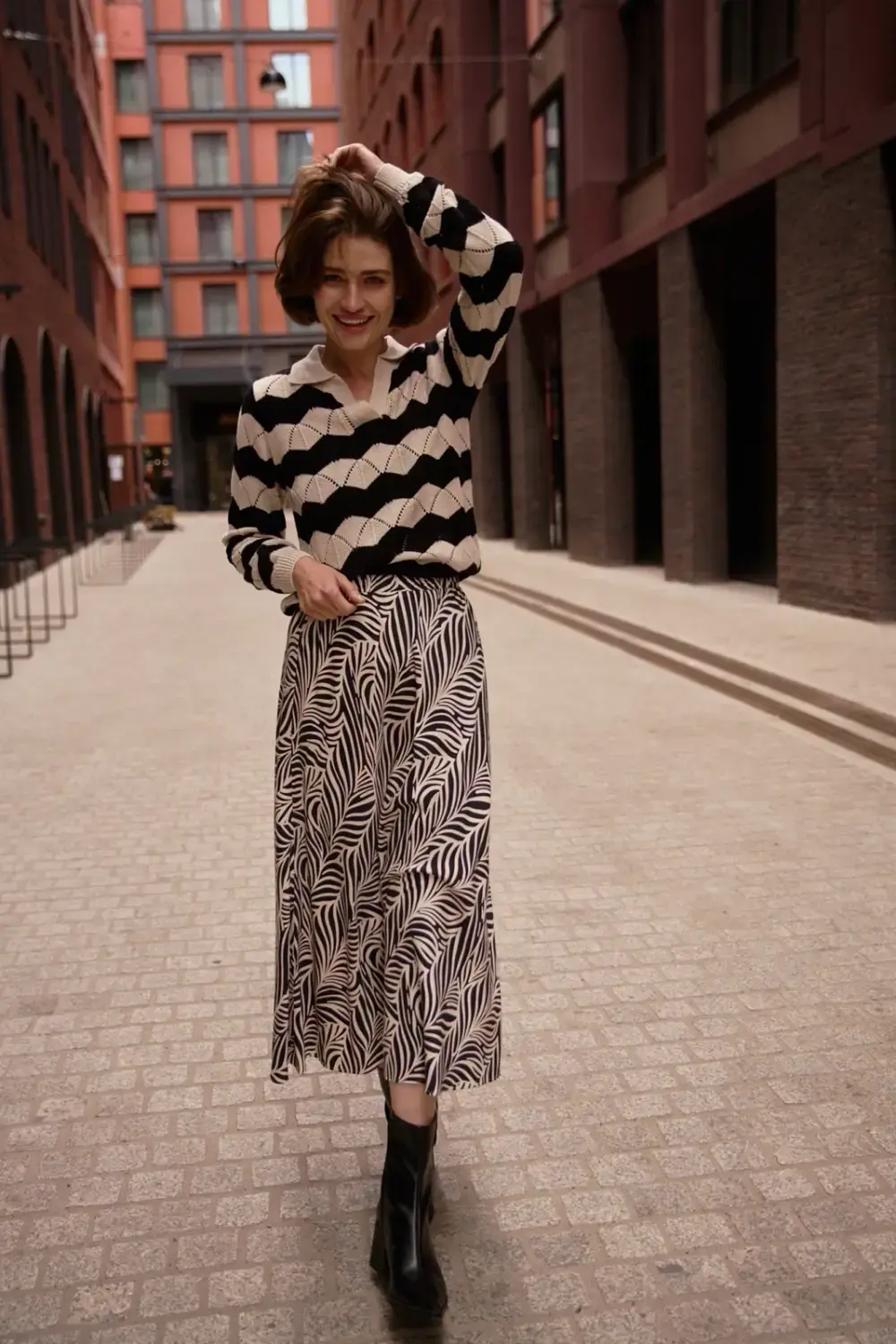 Marisse WOMEN'S SKIRT Z-SC-4804 NAVY