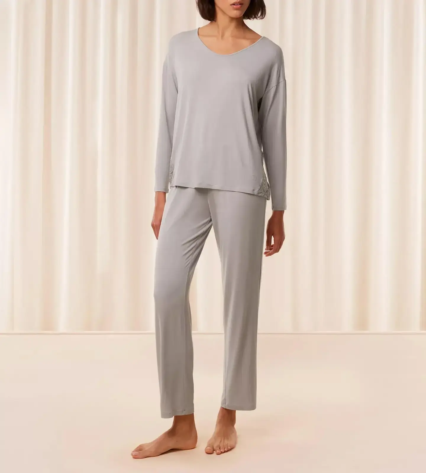 Nadčasová zmyselnosť PK LSL - GRAY - TRIUMPH GRAY - TRIUMPH GRAY 42