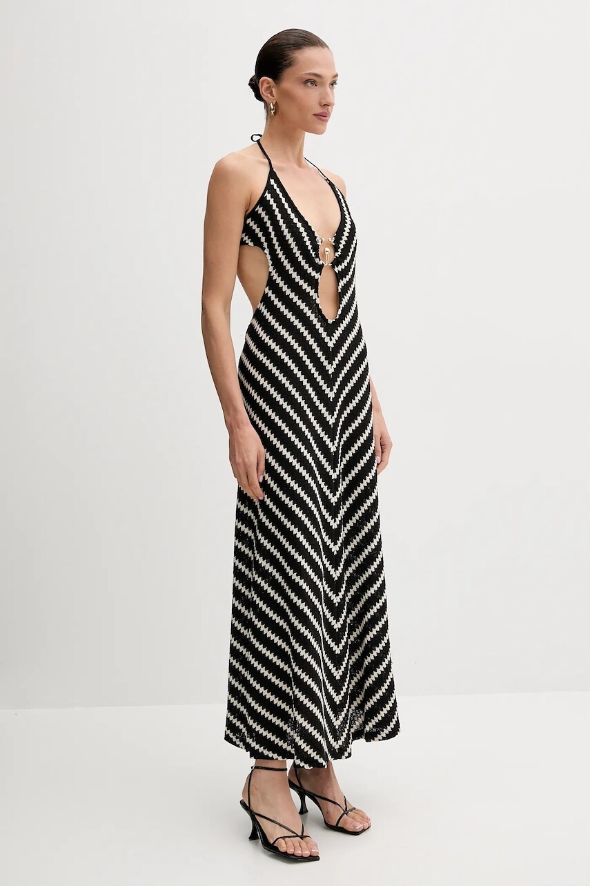 Bavlnené šaty Bardot čierna farba, maxi, áčkový strih, 59904DB