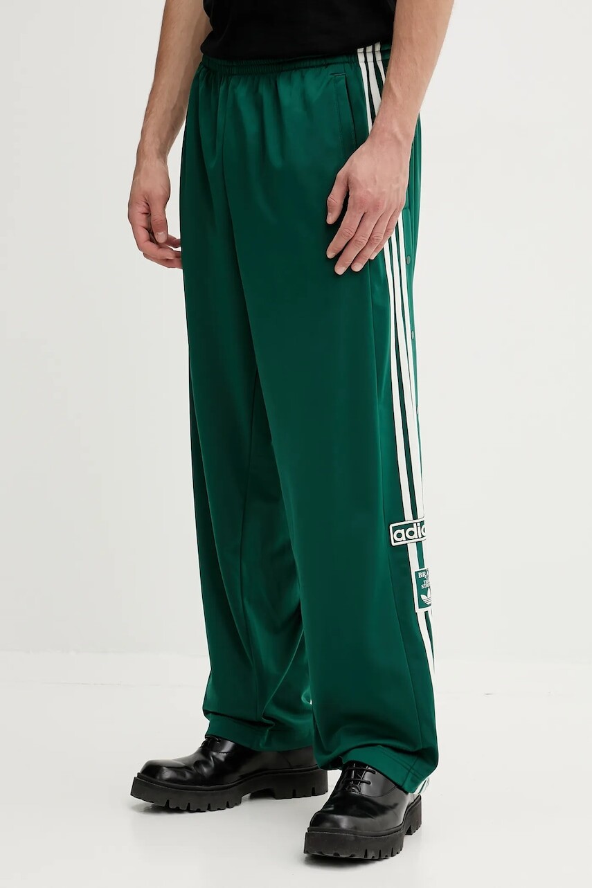Tepláky adidas Originals Adibreak zelená farba, s nášivkou, KD6659