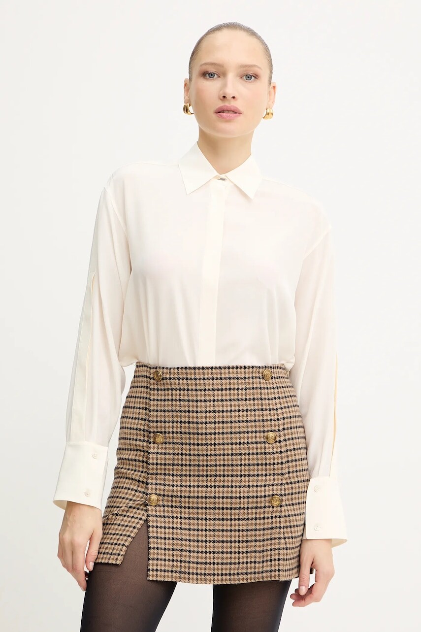 Hodvábna košeľa BOSS béžová farba, voľný strih, s klasickým golierom, 50551961