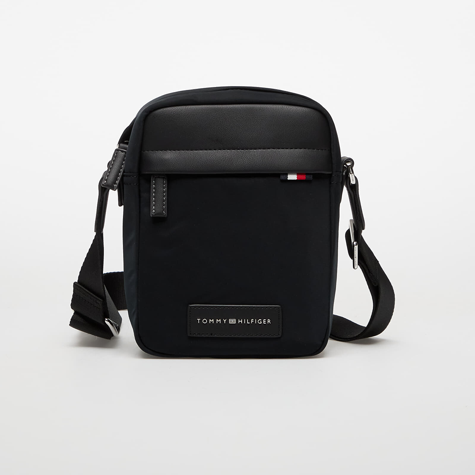 Taška Tommy Hilfiger Nylon Mini Reporter Black Universal