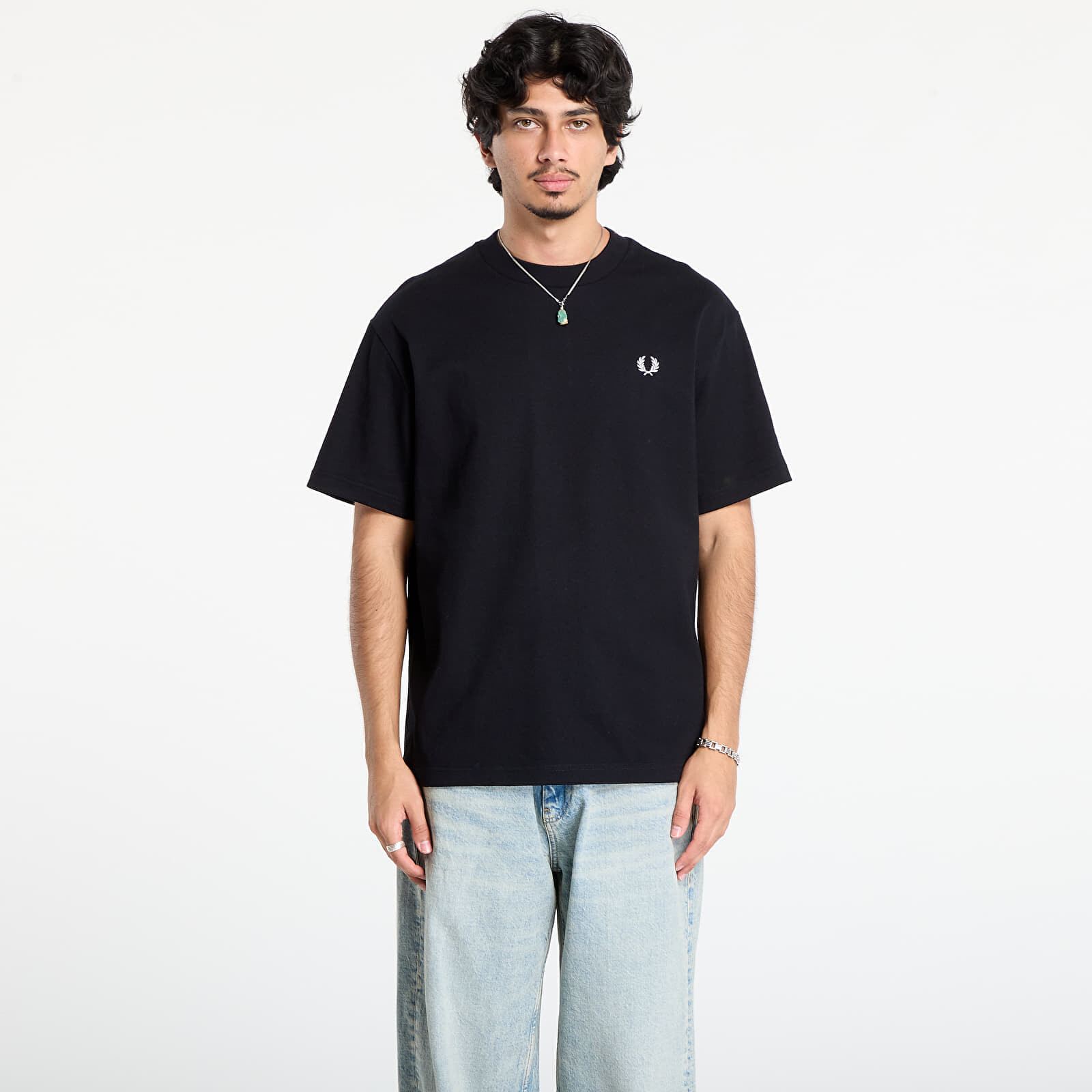 Tričko FRED PERRY Relaxed T-Shirt Black L