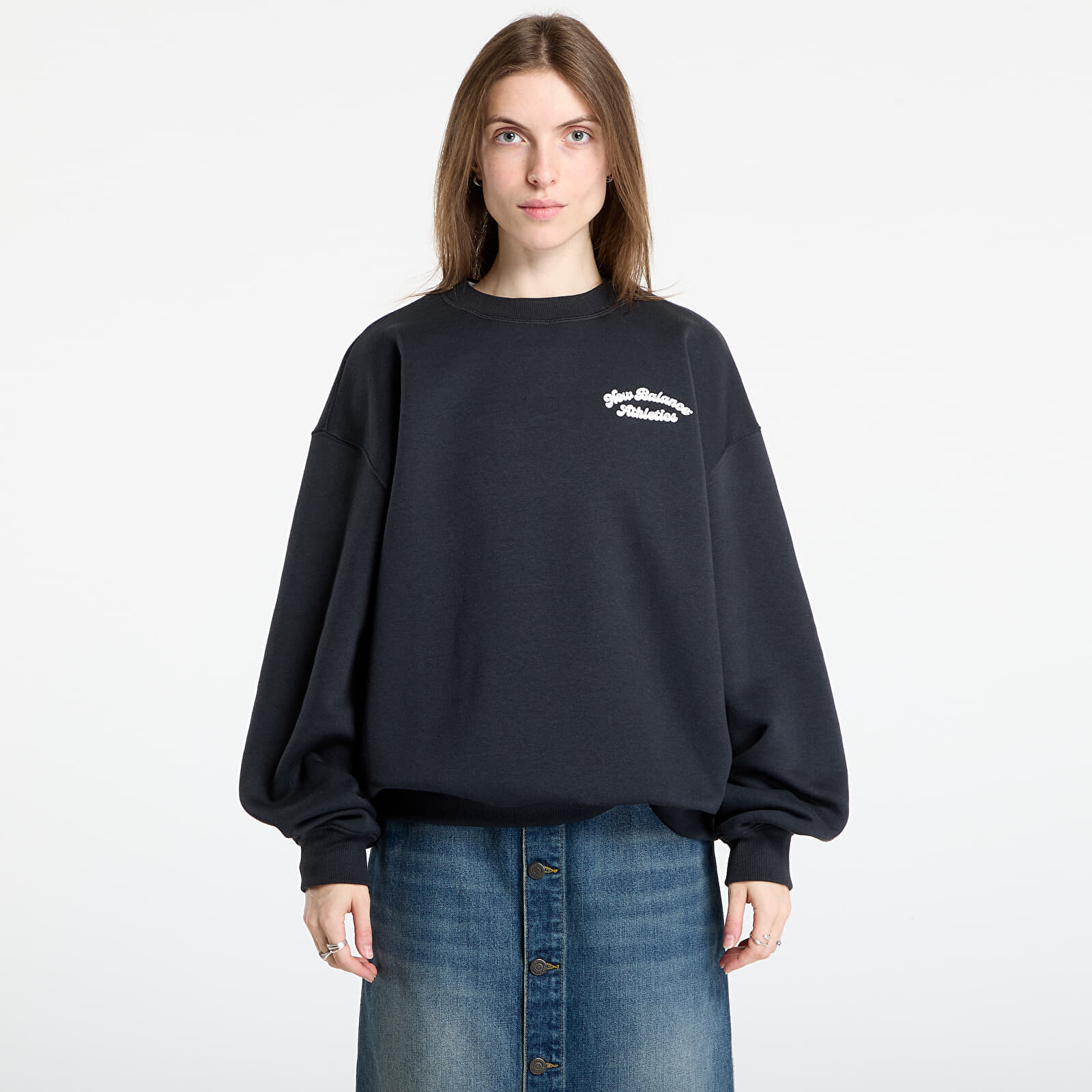 Mikina New Balance Linear Heritage Fleece Crew Black L