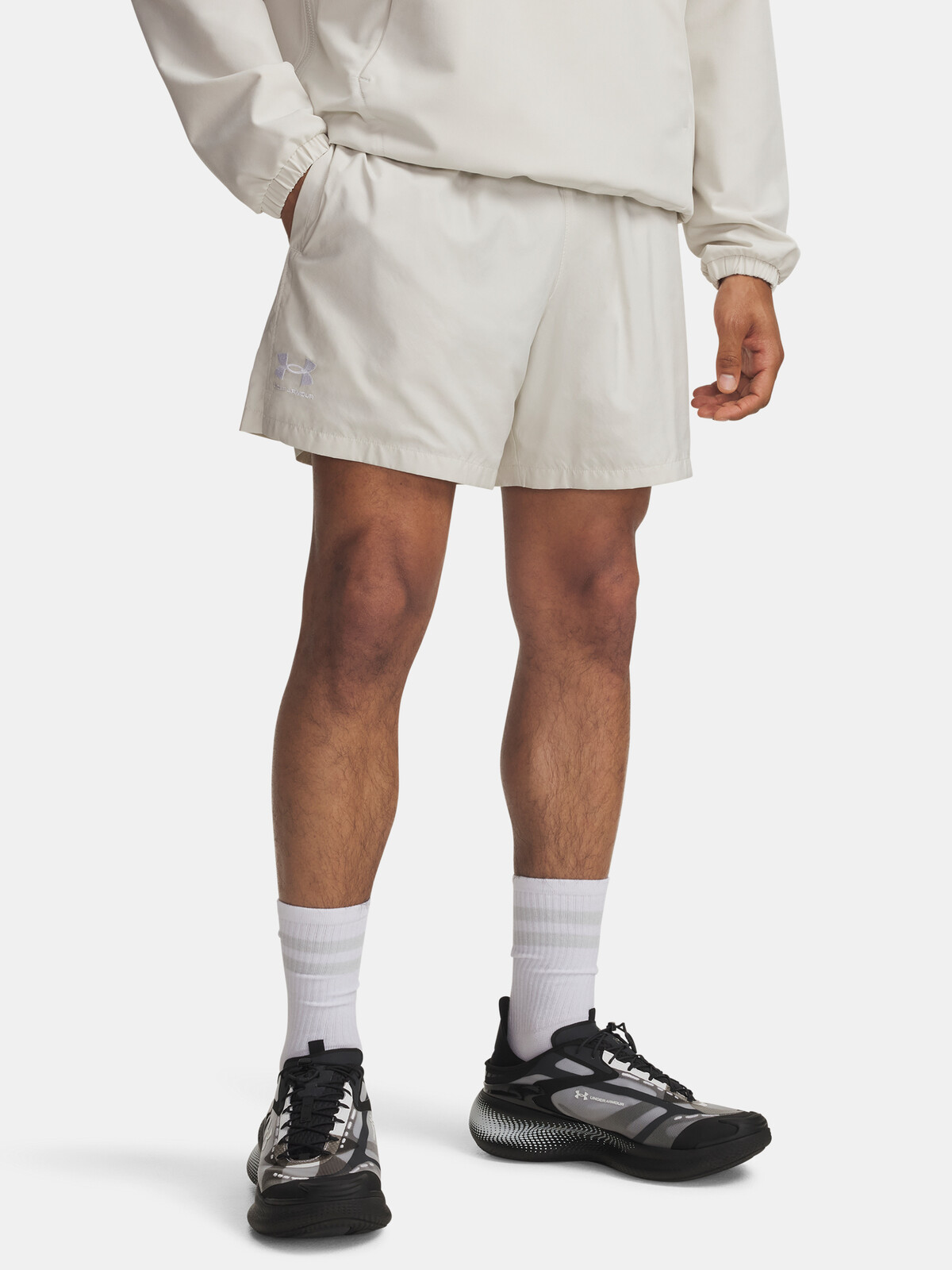 Men's shorts Under Armour UA Icon Volley Short-WHT - Men's