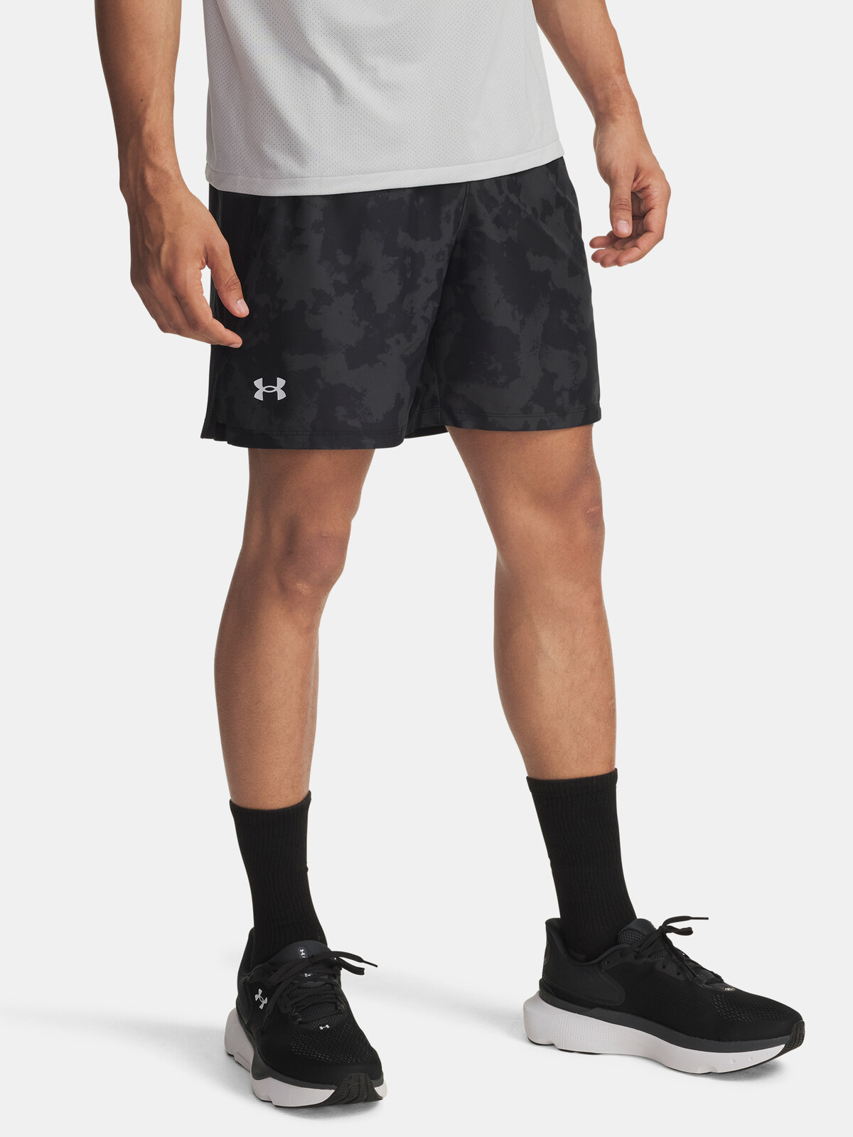 Men's shorts Under Armour UA LAUNCH 7'' PRINT SHORTS-GRY - Men's