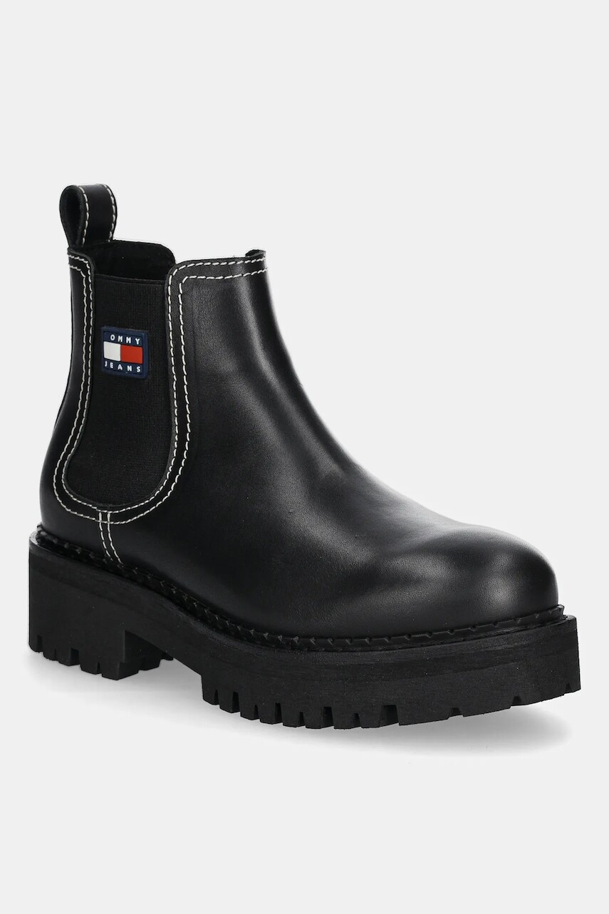 Kožené topánky chelsea Tommy Jeans TJW URBAN CHELSEA BOOT čierna farba, na platforme, EN0EN02908