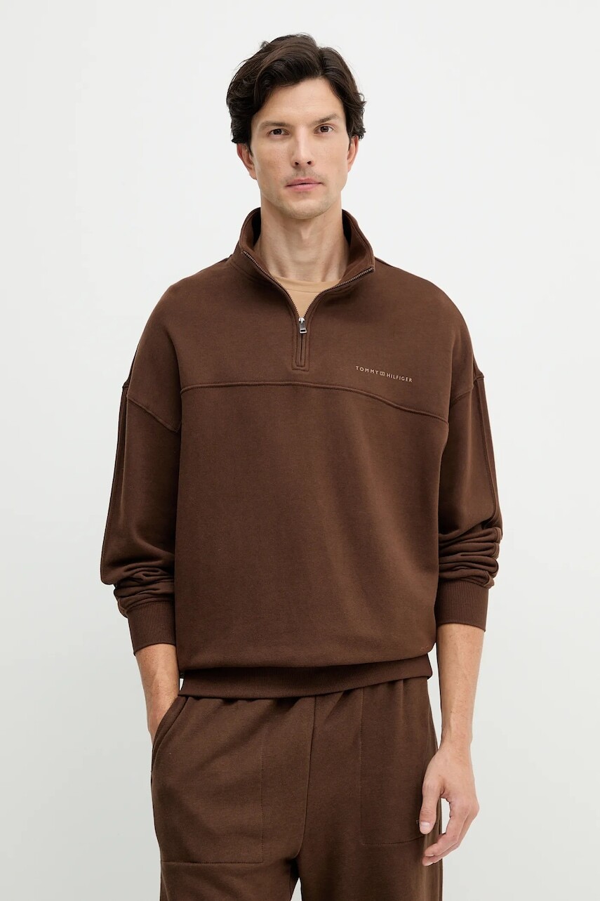 Mikina Tommy Hilfiger hnedá farba, s potlačou, UM0UM03626