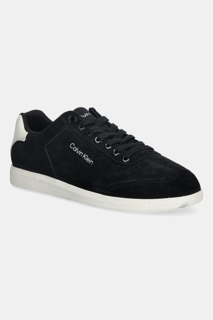 Semišové tenisky Calvin Klein LOW CUPSOLE LACEUP SU čierna farba, HM0HM01946