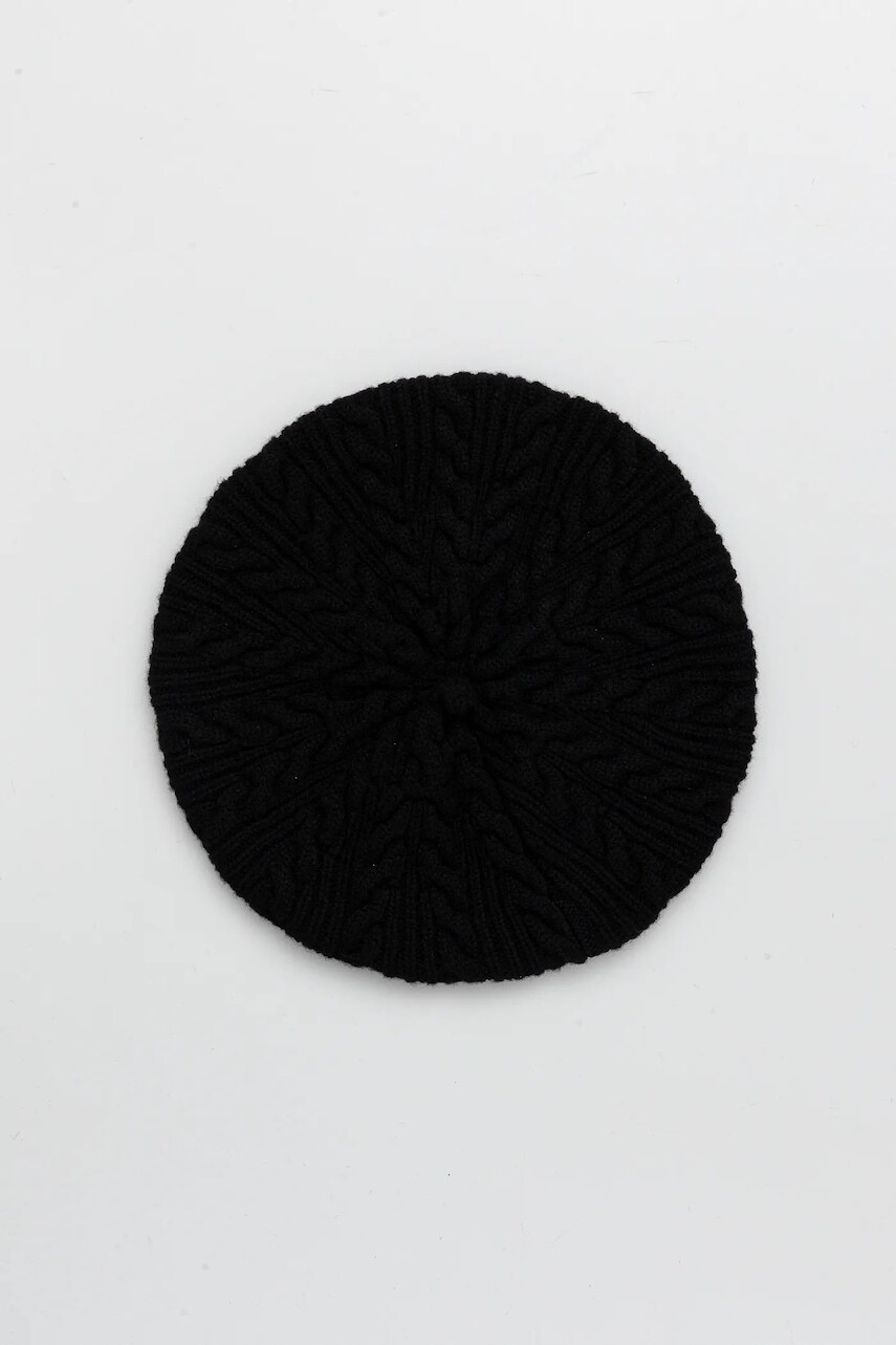 Vlnená baretka Patou čierna farba, AC1038041