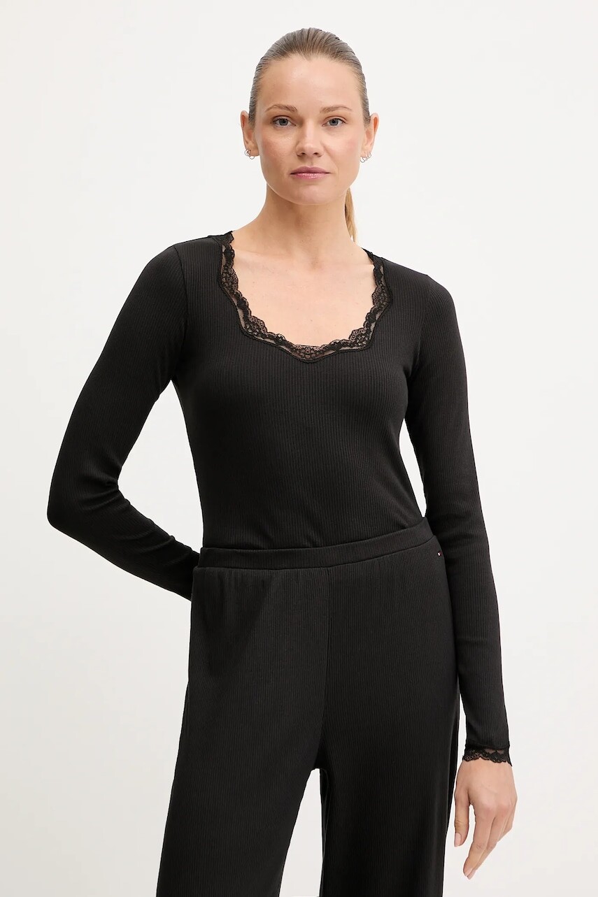 Tričko s dlhým rukávom Tommy Hilfiger čierna farba, UW0UW06071