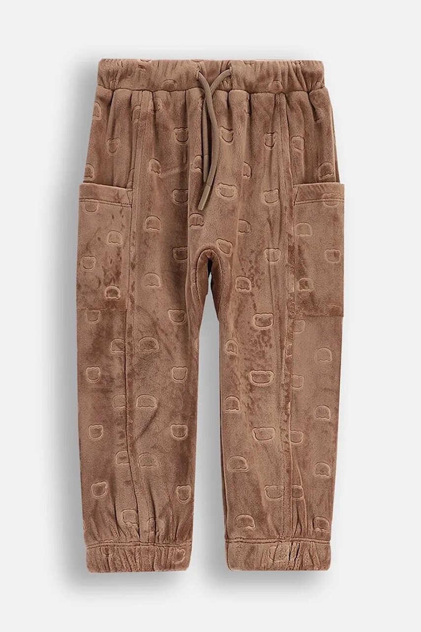 Detské velúrové tepláky Coccodrillo hnedá farba, vzorované, FOREST FRIENDS BOY NEWBORN