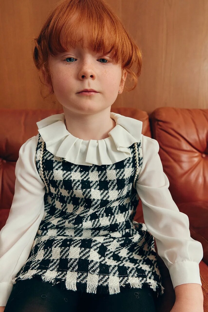 Dievčenské šaty Abel&Lula čierna farba, mini, rovný strih, 5526
