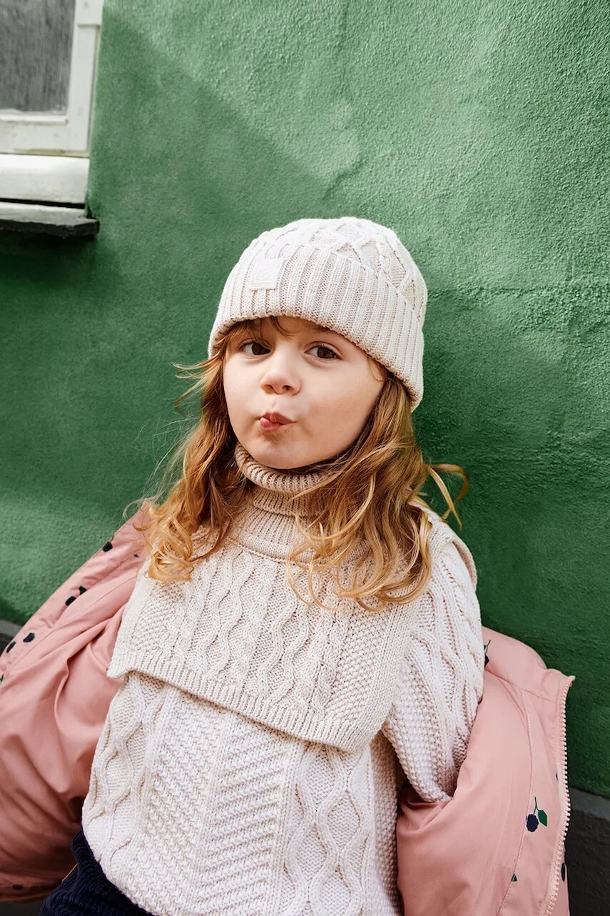 Detská bavlnená čiapka Liewood Ezra Beanie w. Cables béžová farba, LW20202