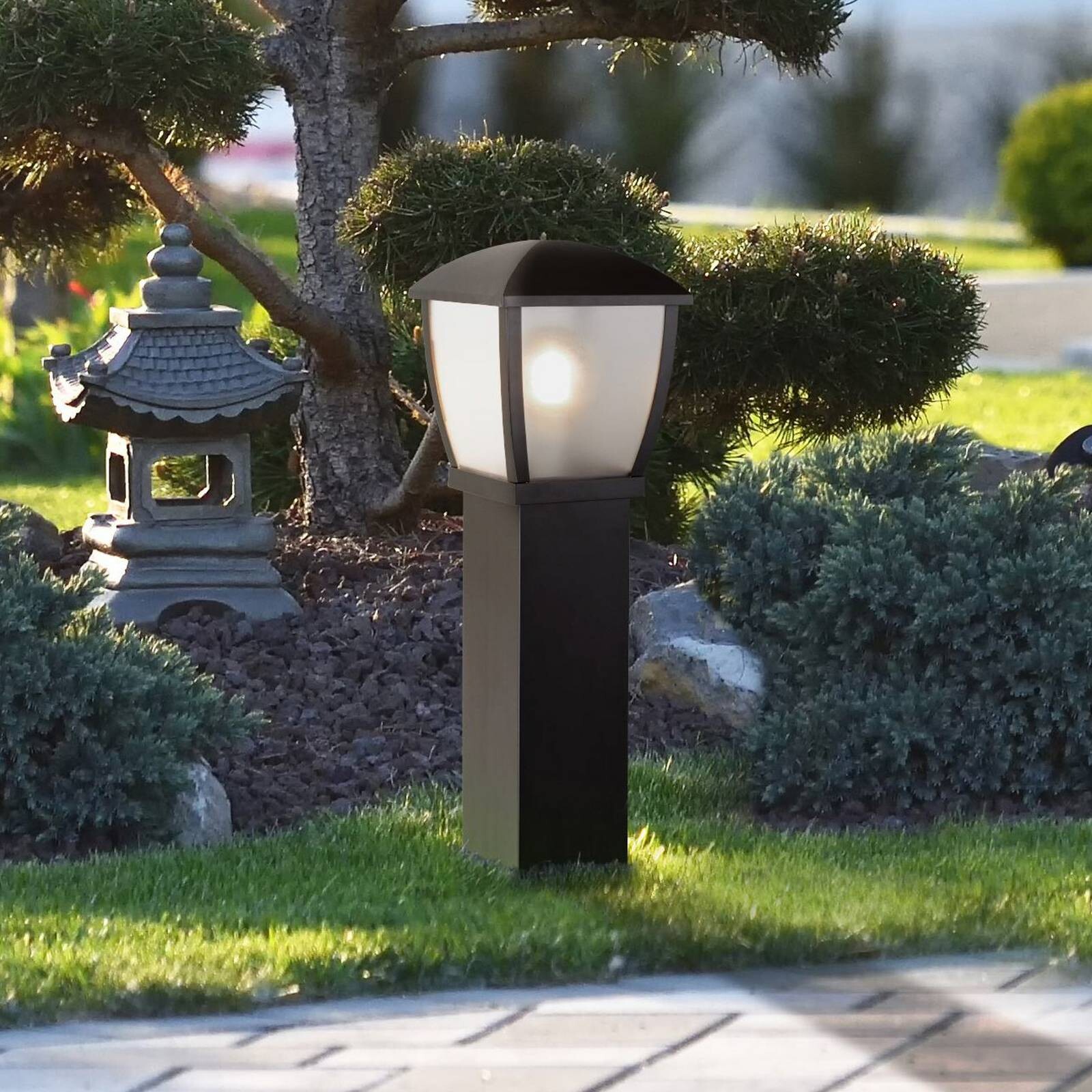 Svetelný stĺpik Seattle, IP44, čierny, výška 73 cm, kov