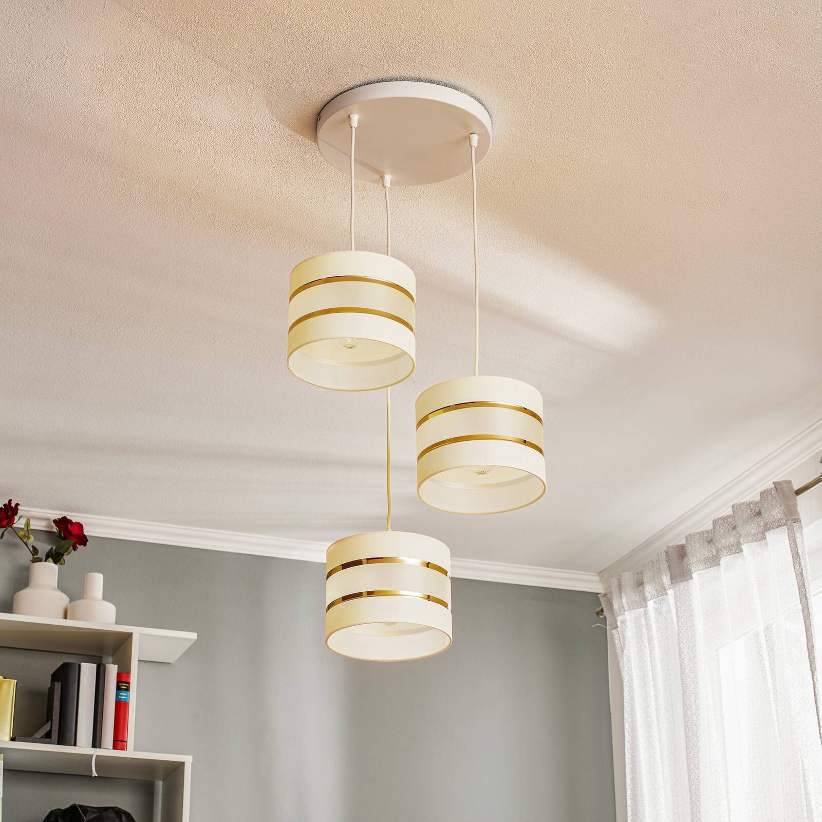 Závesné svietidlo Helen okrúhle bielo-zlaté 3-plameňové