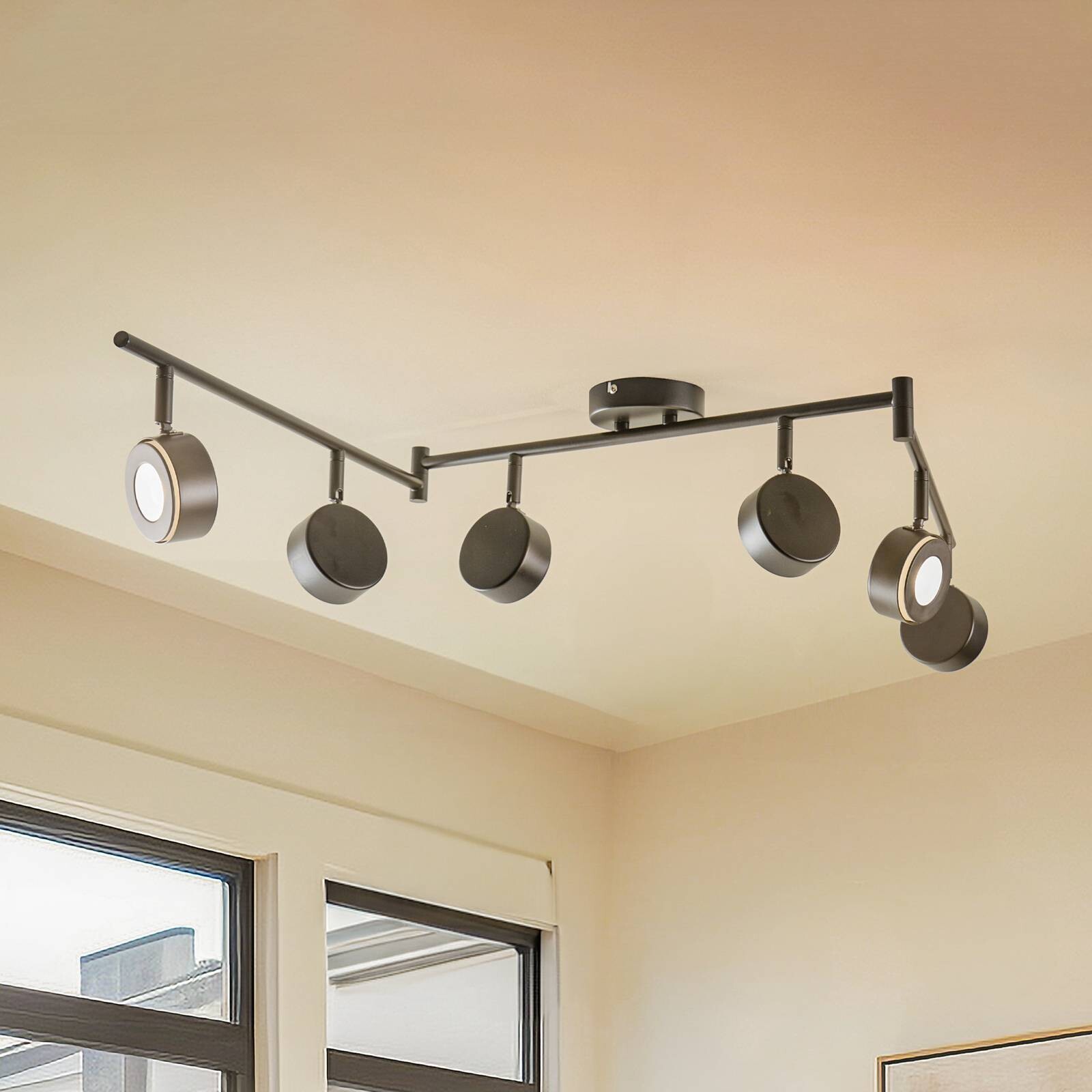 Bodové svietidlo Lindby Jyla, čierne, 2 700 K, 6 svetiel, GX53