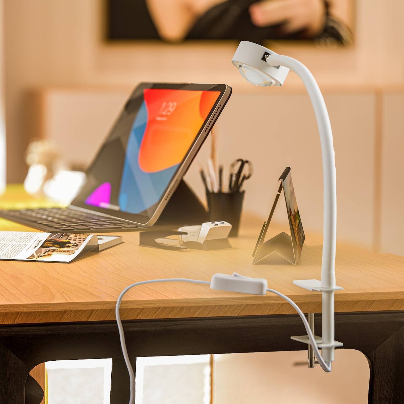 Lindby svietidlo s upínacím mechanizmom Jyla, biele, šošovka, 3 000 K, GX53