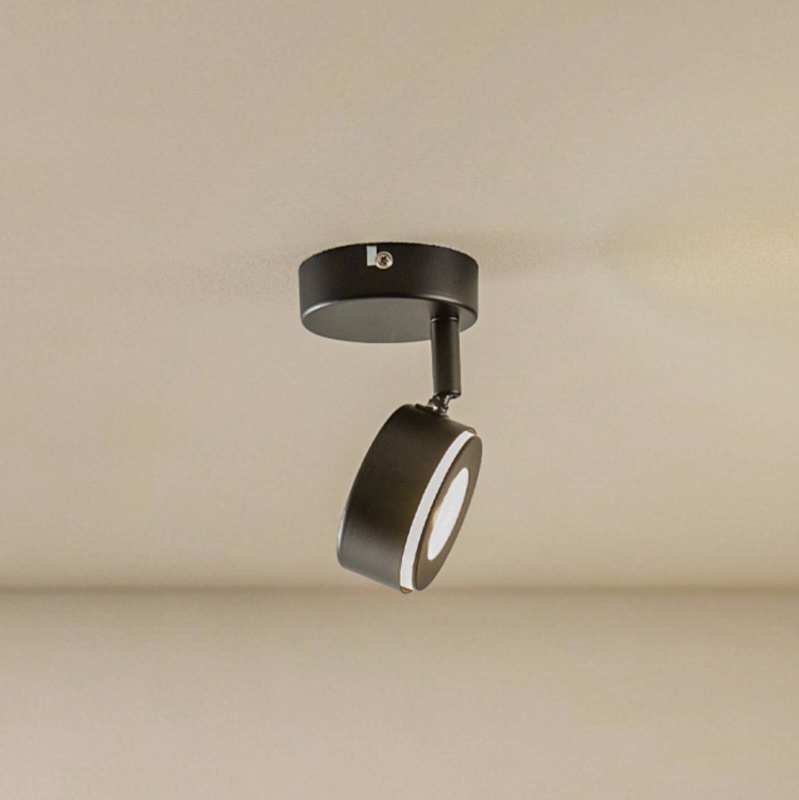 Lindbyho reflektor Jyla, čierny, 2 700 K, Ø 8 cm, GX53