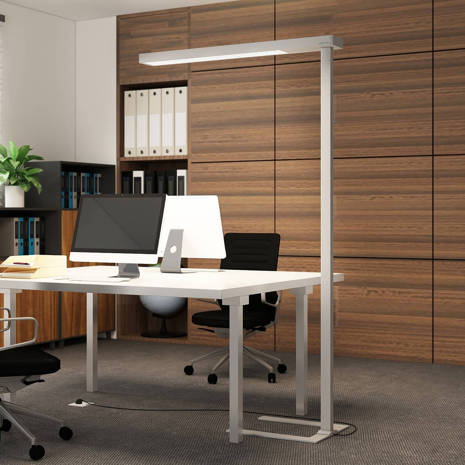 Kancelárska stojacia lampa Arcchio LED Susi, strieborná, hliník, dotykový