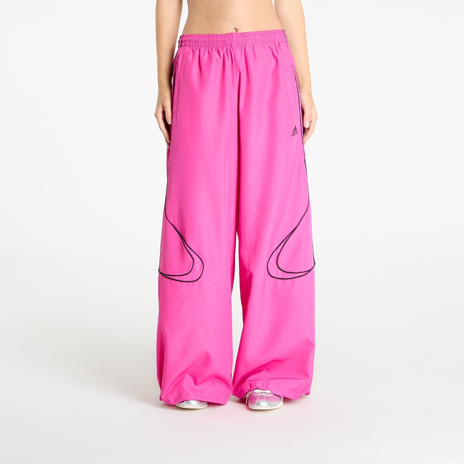 Kalhoty adidas Teamgeist Adicolor Oversized Woven Track Pant Semi Lucid Fuchsia L