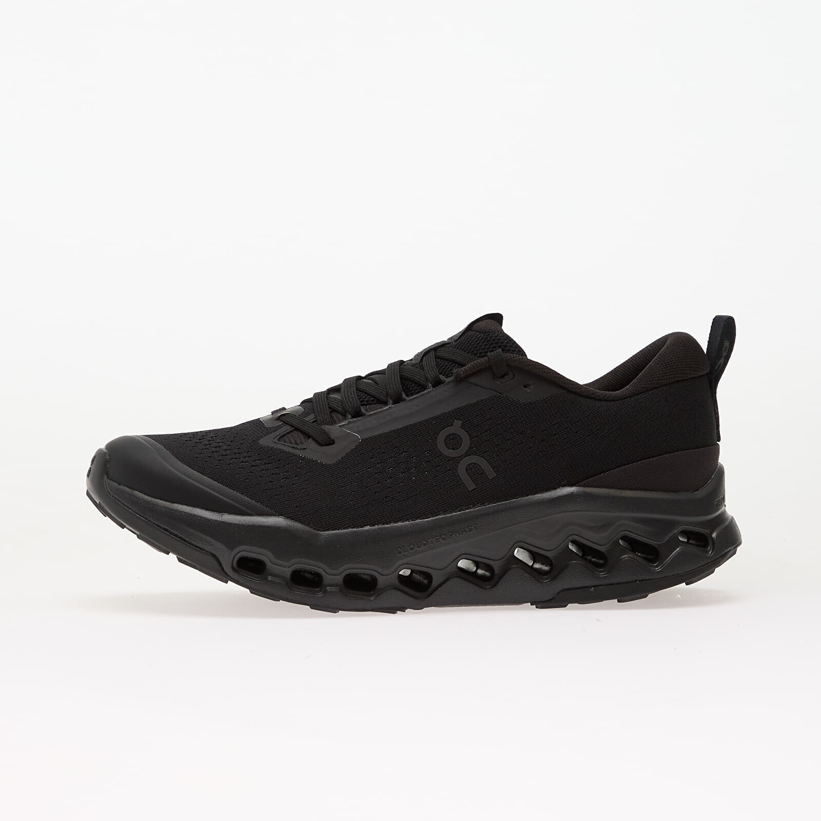 Tenisky On M Cloudsurfer Trail 2 Black/ Eclipse EUR 44