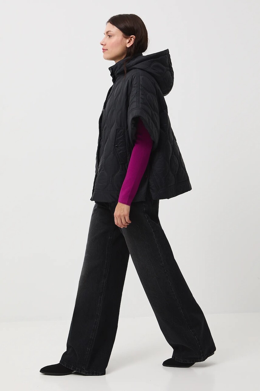 Pončo Medicine čierna farba, prechodná, oversize