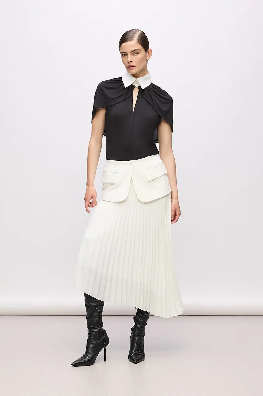 Sukňa Karl Lagerfeld Studio biela farba, midi, áčkový strih, A4W12026