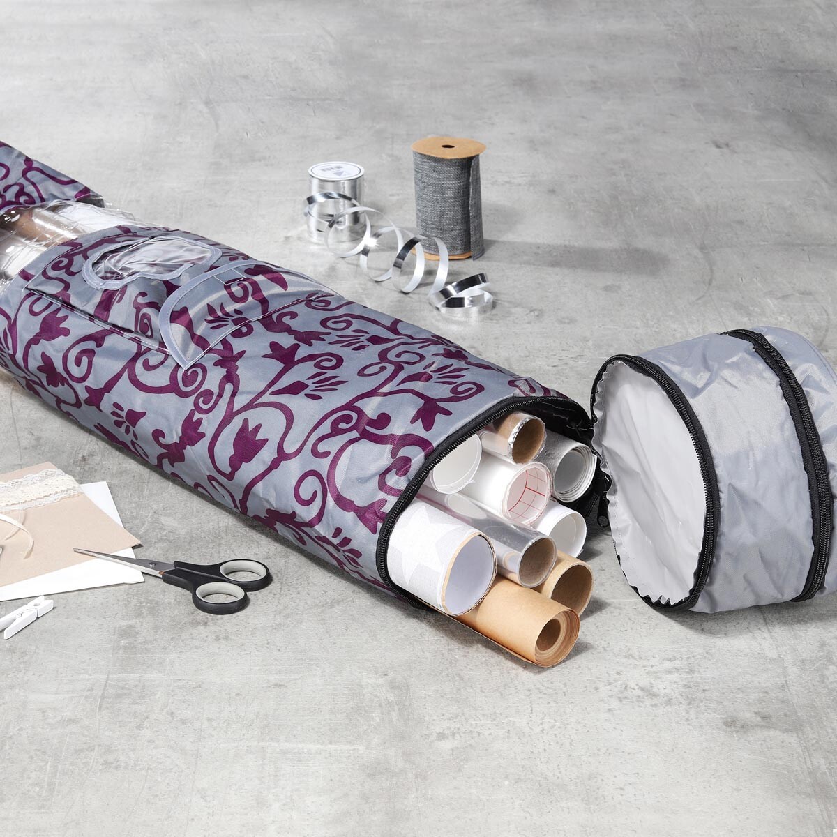 Ochranný obal na vánoční papír, fialový motiv