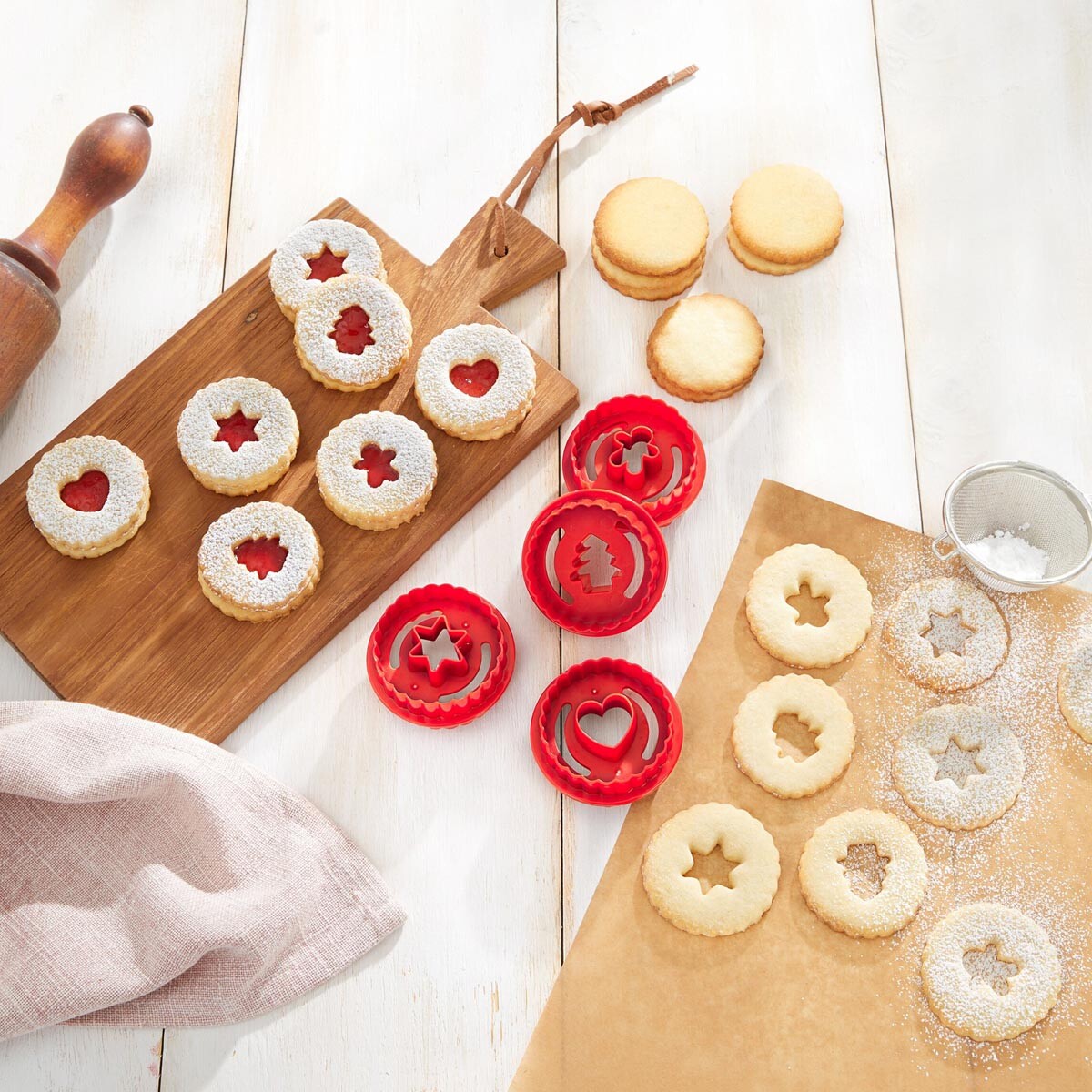 Vykrajovátka na linecké, sada 4 ks