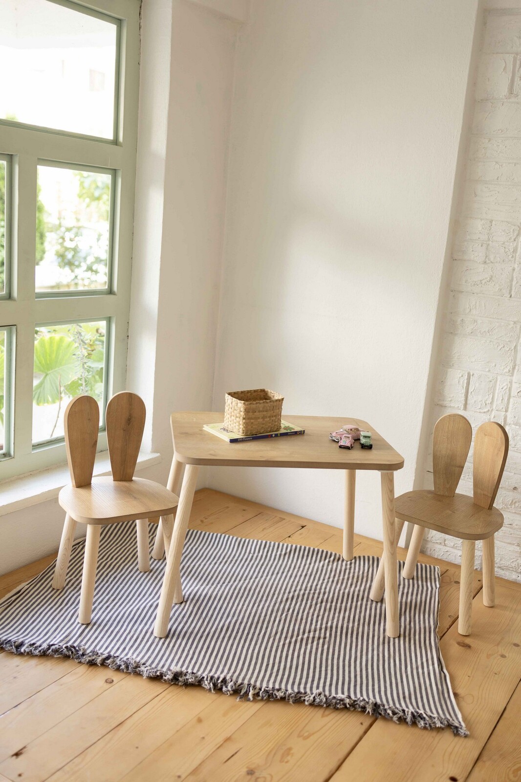 Sada dětského nábytku Bunny hnědá