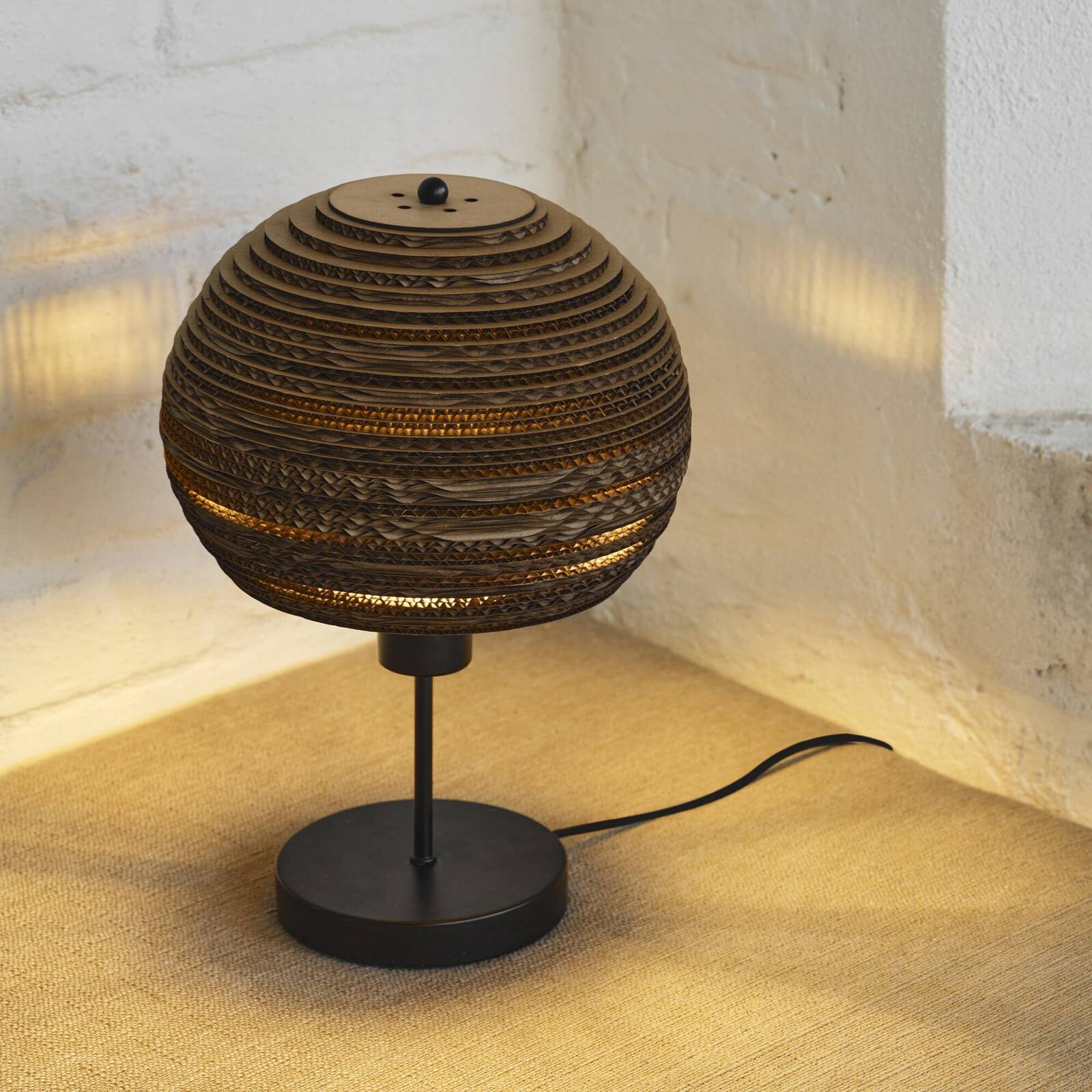 Stolová lampa OSRAM BALL, hnedá, výška 39 cm, vlnitá lepenka, E27