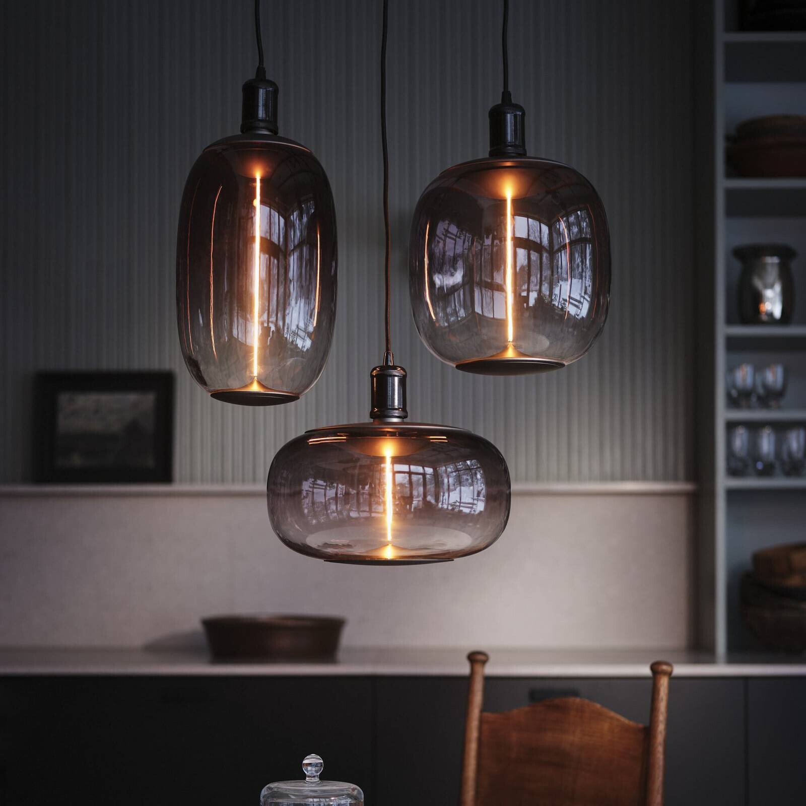 OSRAM závesné svietidlo VINTAGE 1906 BOBBIN, čierna kovová Ø 10 cm