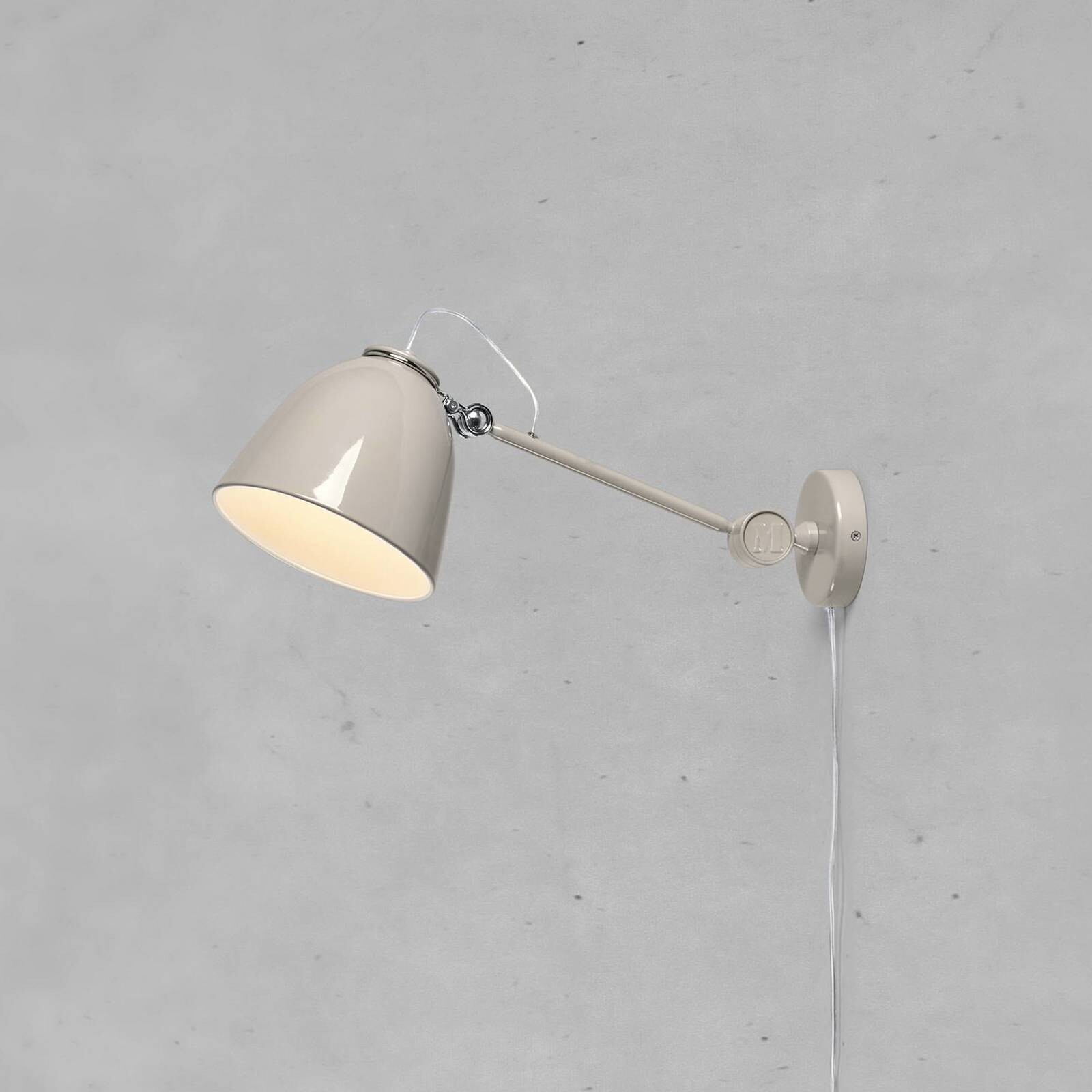 Nástenné svetlo Tilt, greige, výška 47 cm, kov