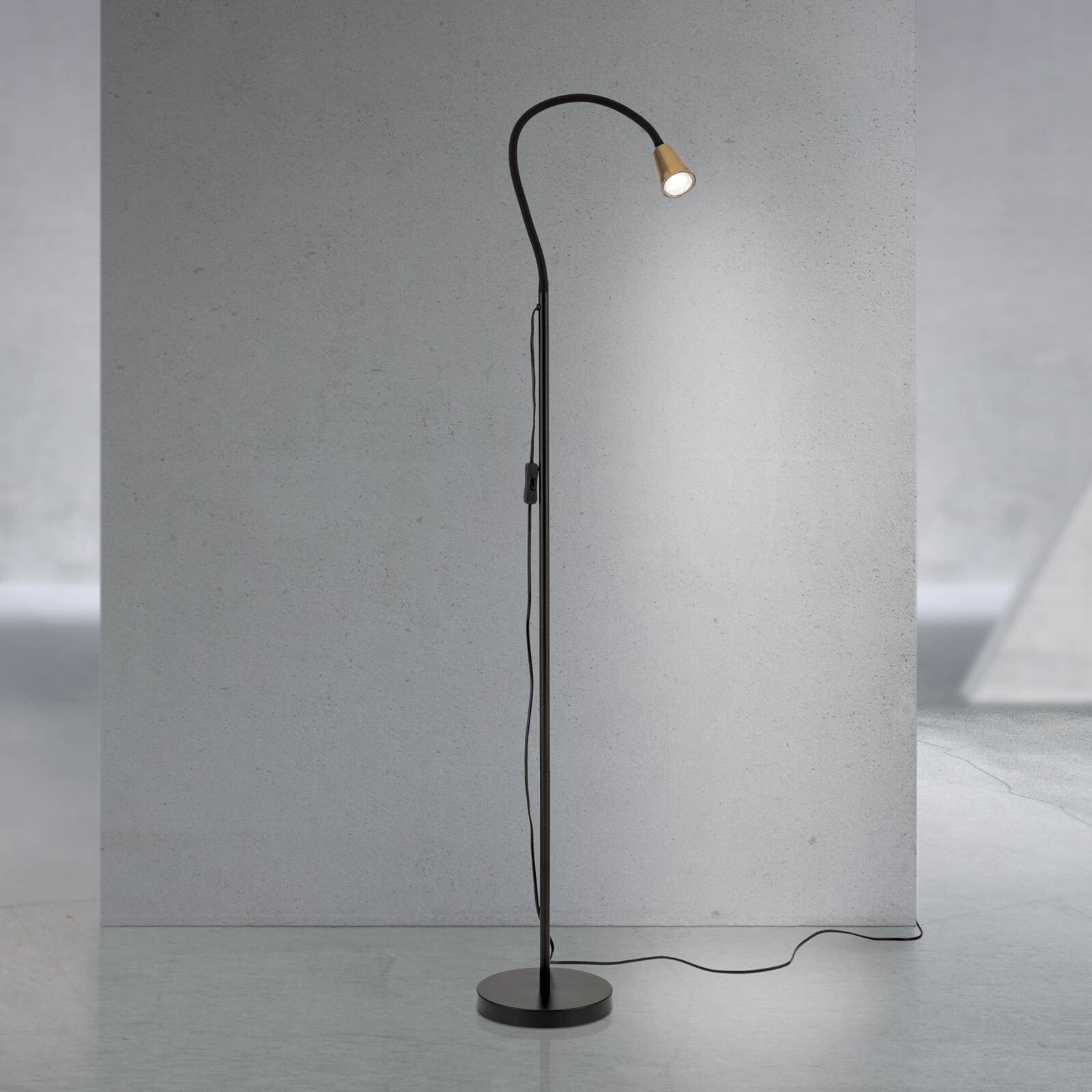 Stojacia lampa Dotty, mosadzná farba, výška 145 cm, ohybné rameno, GU10