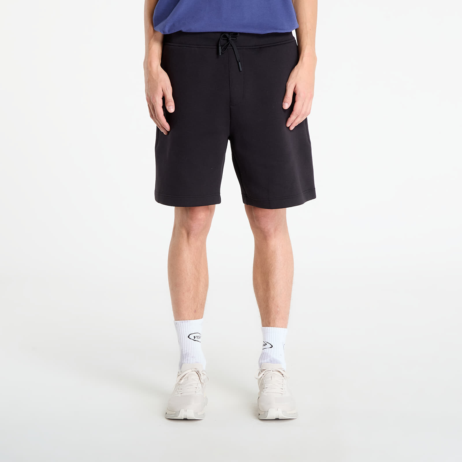 On Focus Tech Shorts Black M