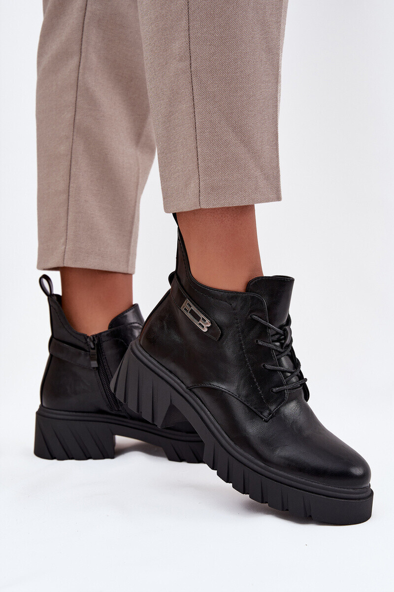 Boto Nízke zateplené dámske členkové čižmy s ozdobným pásom Čierne Therisse