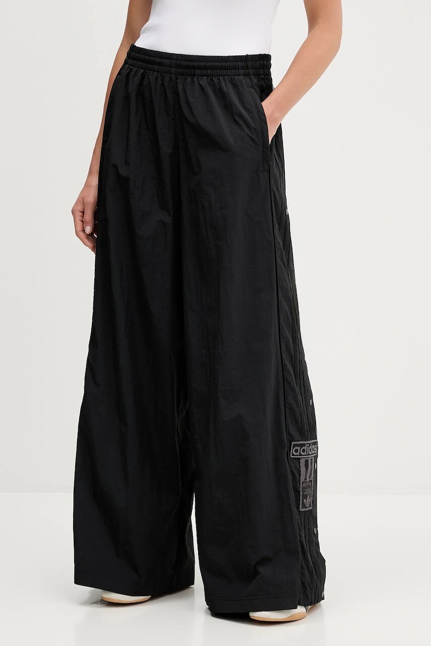 Tepláky adidas Originals Adibreak Os Tp čierna farba, s nášivkou, JV7486