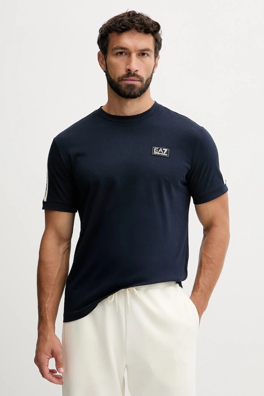 Bavlnené tričko EA7 Emporio Armani pánske, tmavomodrá farba, s nášivkou, AF10375-7M000956