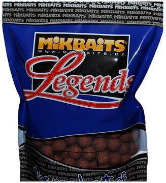 Mikbaits – Krvavý Huňáček Boilie Slivka Kalmár 20 mm 1 kg
