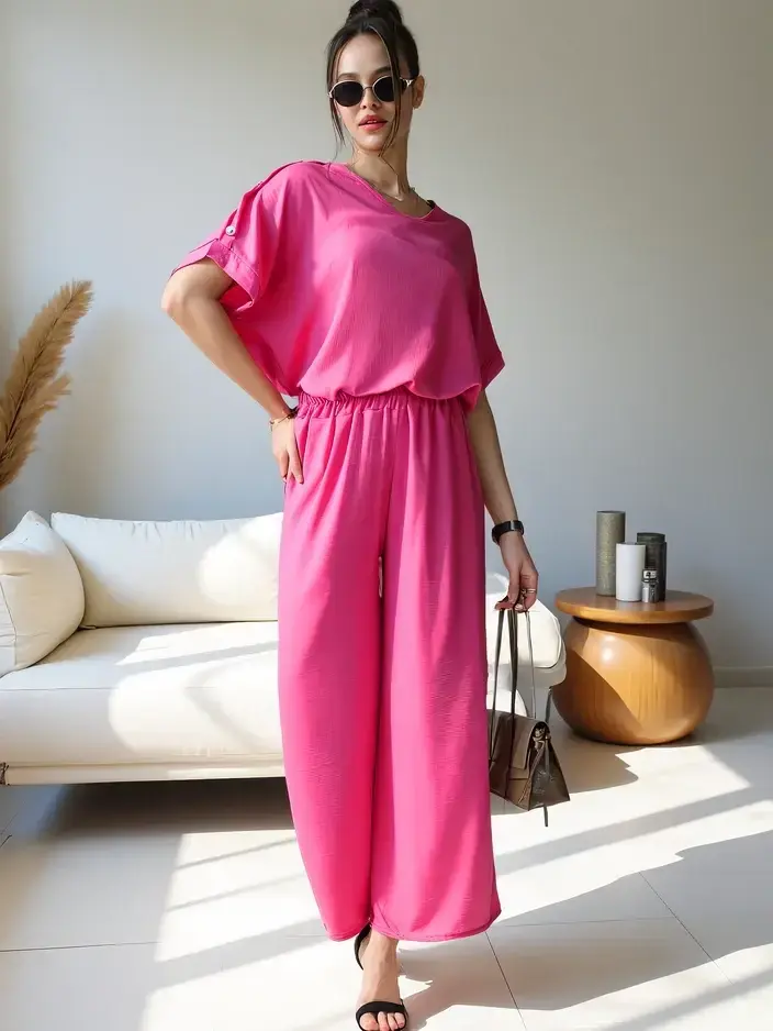 Resti Women's casual set with a short-sleeve blouse and wide trousers